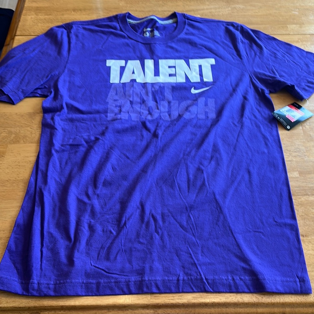 Nike Purple Men's T-Shirt